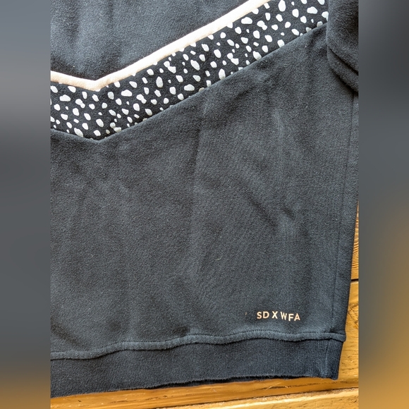 Sarah's Day x White Fox, small, women's, crew neck - Picture 5 of 5